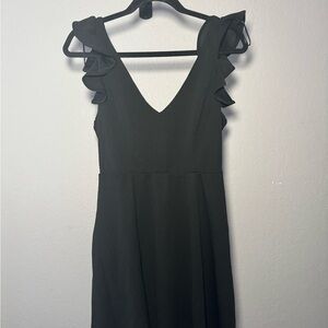 Francesca's Collections Black Sheath Mini Dress V-Neck Sleeveless